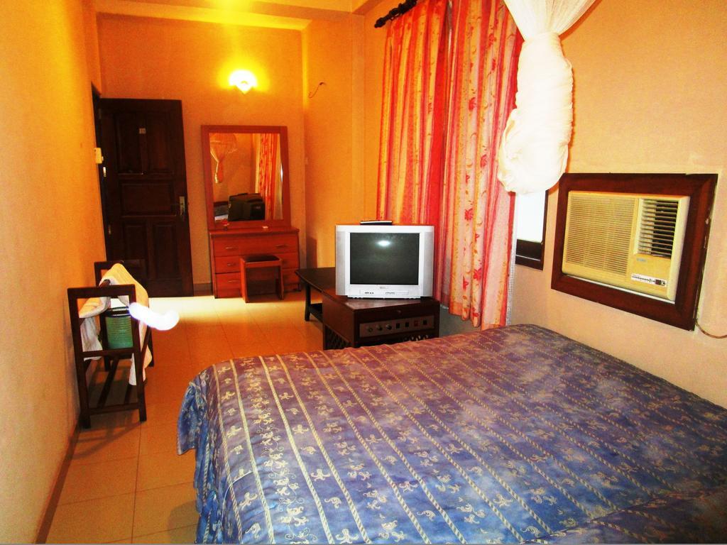 Hotel Shalini Anuradhapura Phòng bức ảnh
